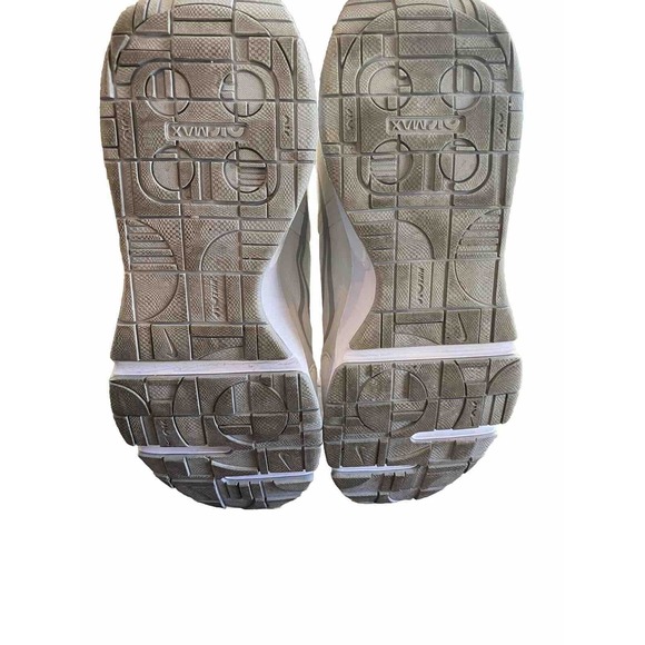 New Women’s Nike Air Max Interlock Summit White Light Smoke Gray 2022 Sneaker 8 - Picture 5 of 7